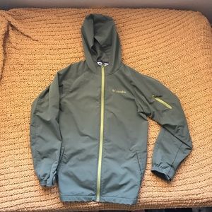 Army green Columbia windbreaker